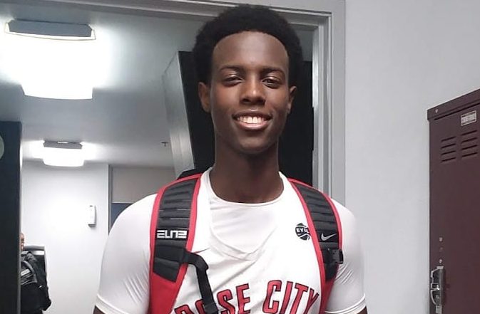 Recruiting Update: Darius Gakwasi (2021 Central Catholic HS)