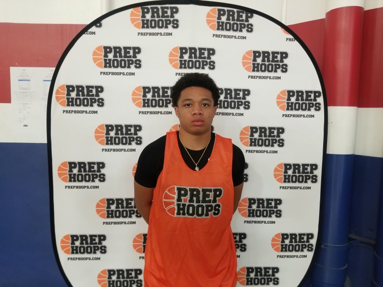 Hustle SZN Kickoff Preview: 17U Local Players To Watch