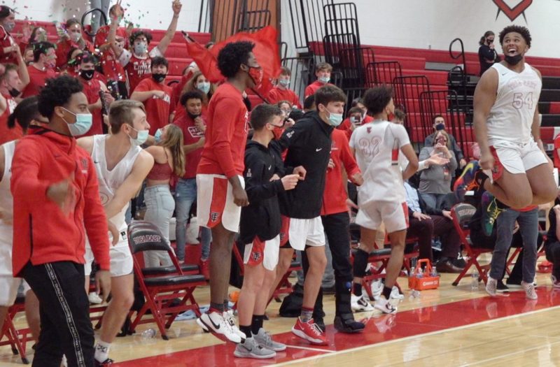 Highlights: Tosa East Defeats Franklin, Advances to State