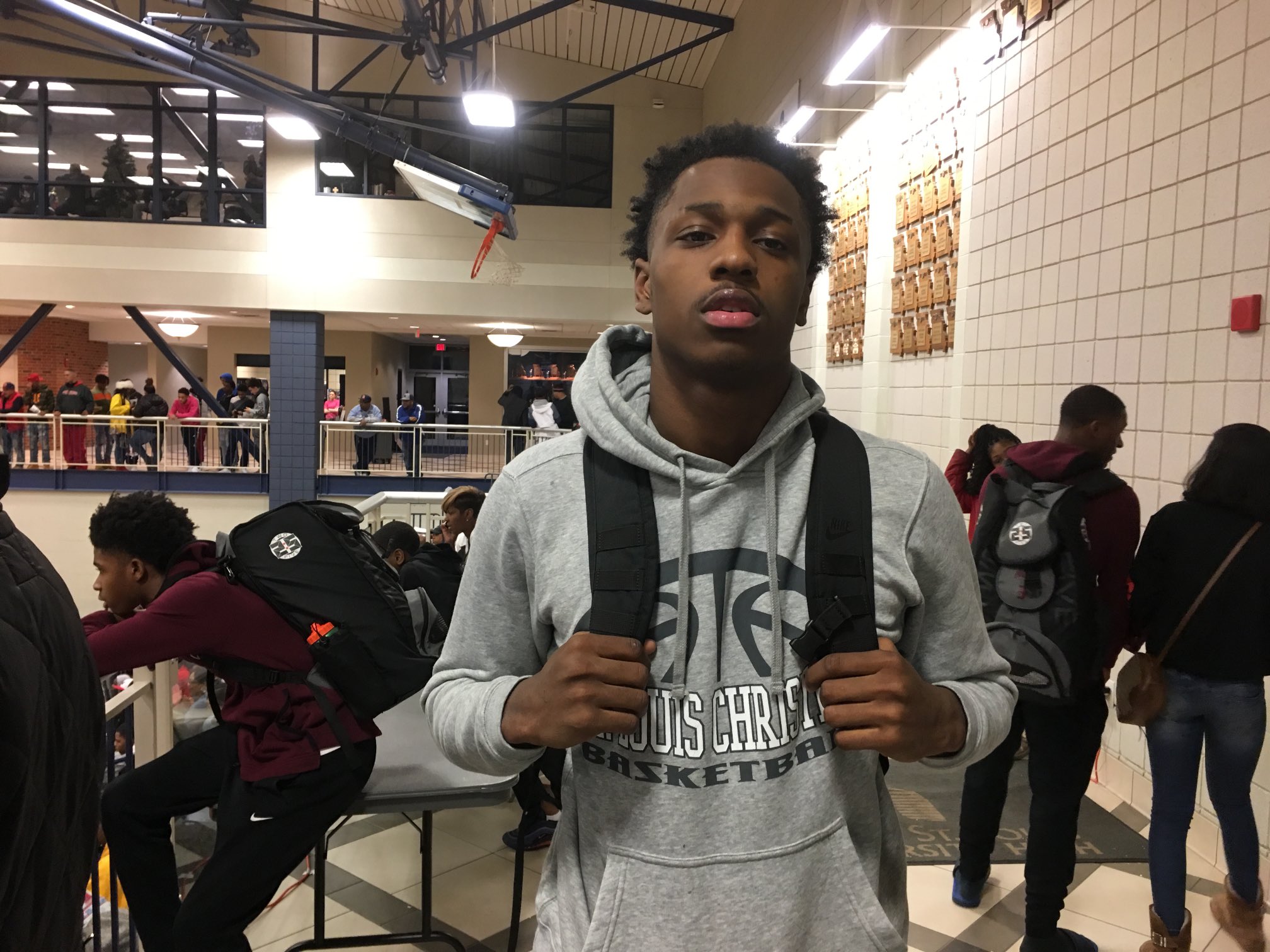 Jordan Nesbitt commits to SLU Prep Hoops