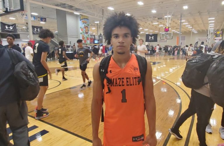 The Grind: BMaze 17u Versus Houston Defenders