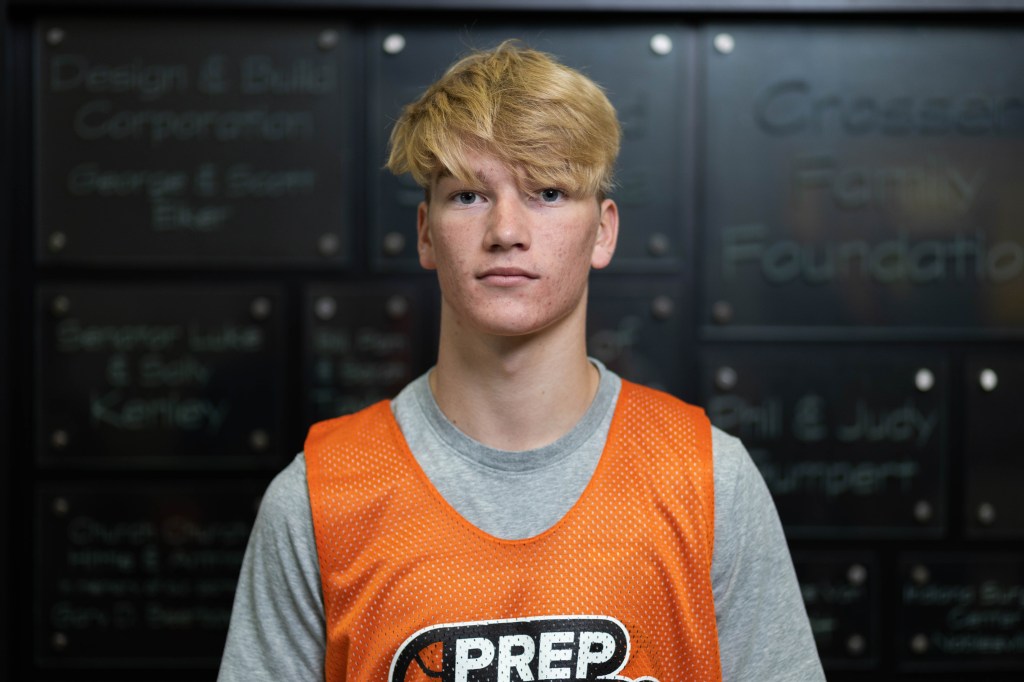 First Live Period Indiana Stock-Risers