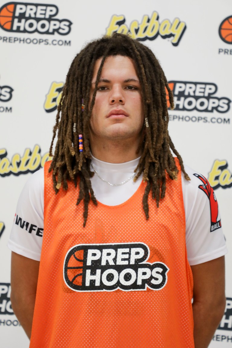 Kendall Hinton