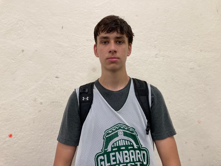 Jack Tosh Holiday Tournament: Friday Notebook