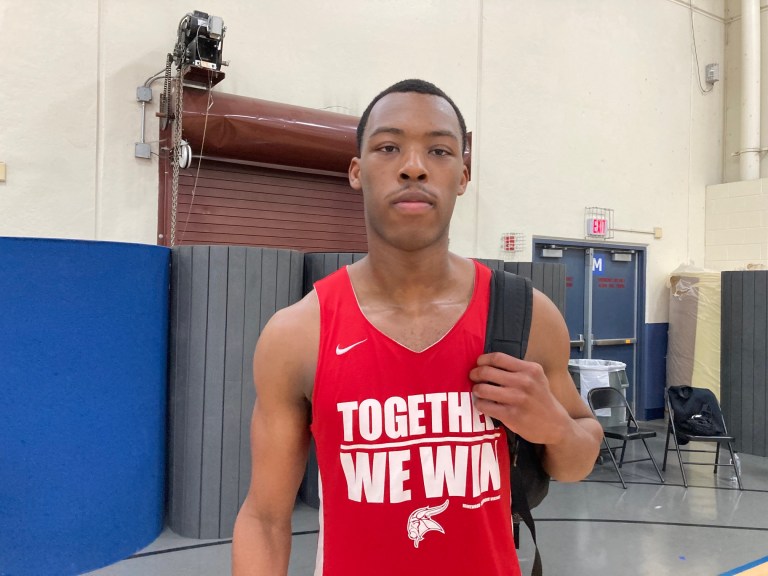 Hinsdale Central Holiday Classic: Wednesday Notebook