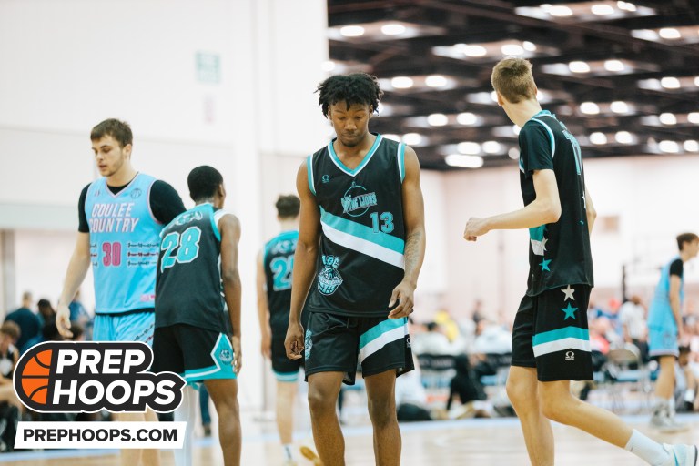 Midwest Showdown: Wisconsin Wing Standouts