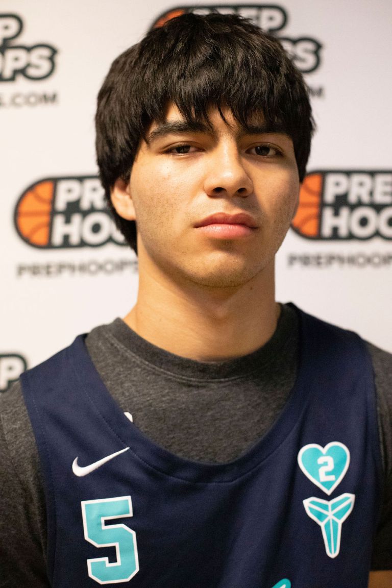 Donavan Gomez