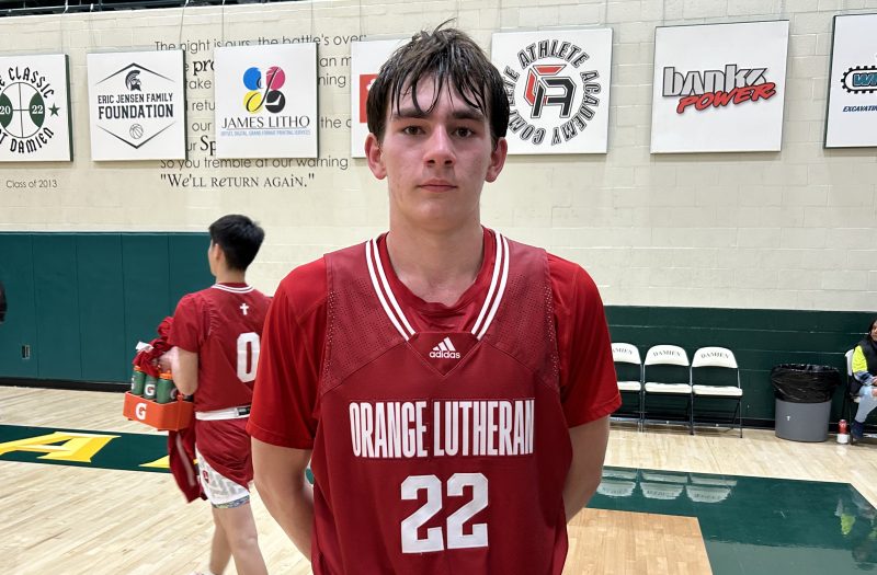 Classic at Damien: Monday’s Under the Radar Wings/Forwards