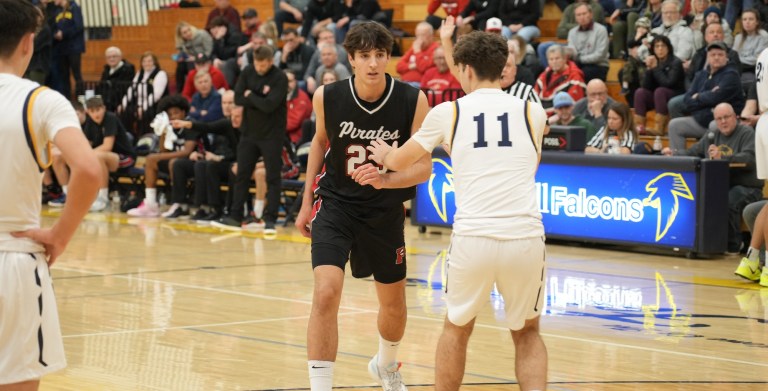 WIAA Tourney Look-Back 25s, 26s, 27s: State Semis: Div 1, 2