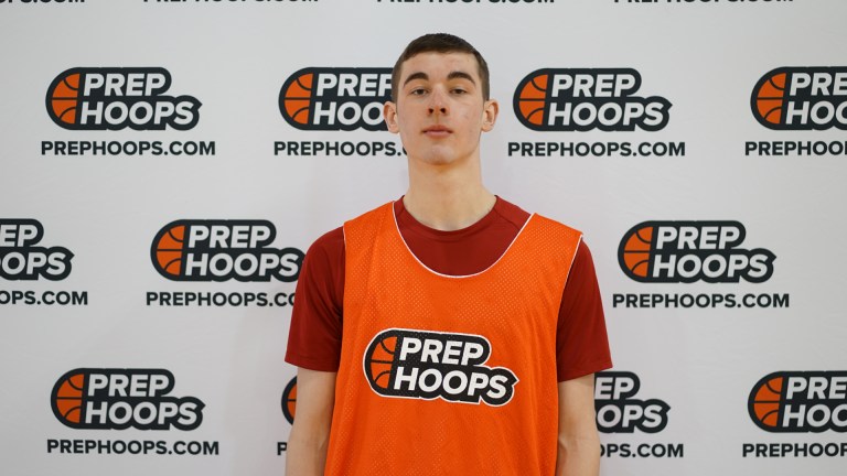 Elijah Hughes