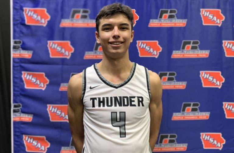 Prep Hoops BatL: Iowa United 17U Evals