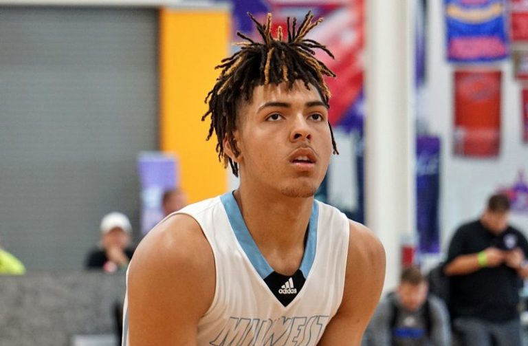 Flyin&#039; To The Hoop Monday Standouts