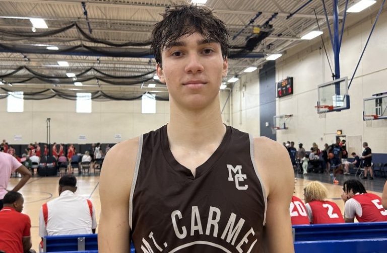 Pekin Holiday Tournament Friday Recap