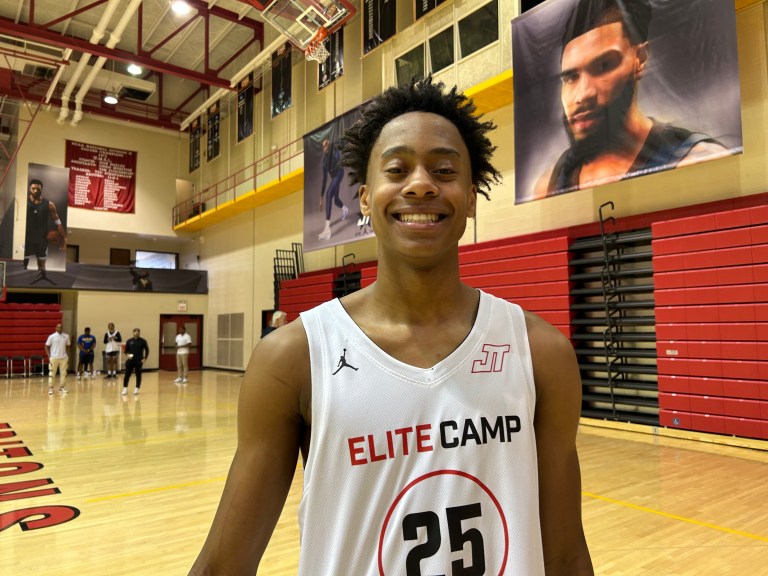 Top Performers: IMG Academy vs Link Academy