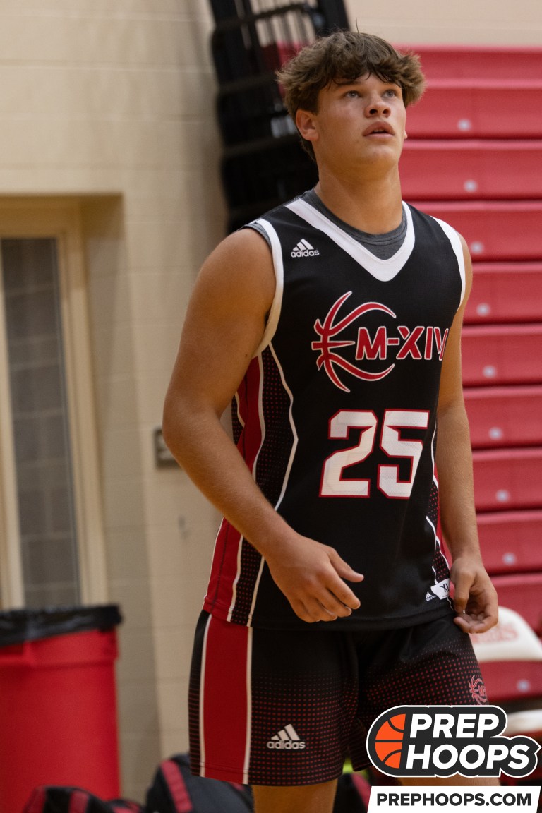 Brady Goken