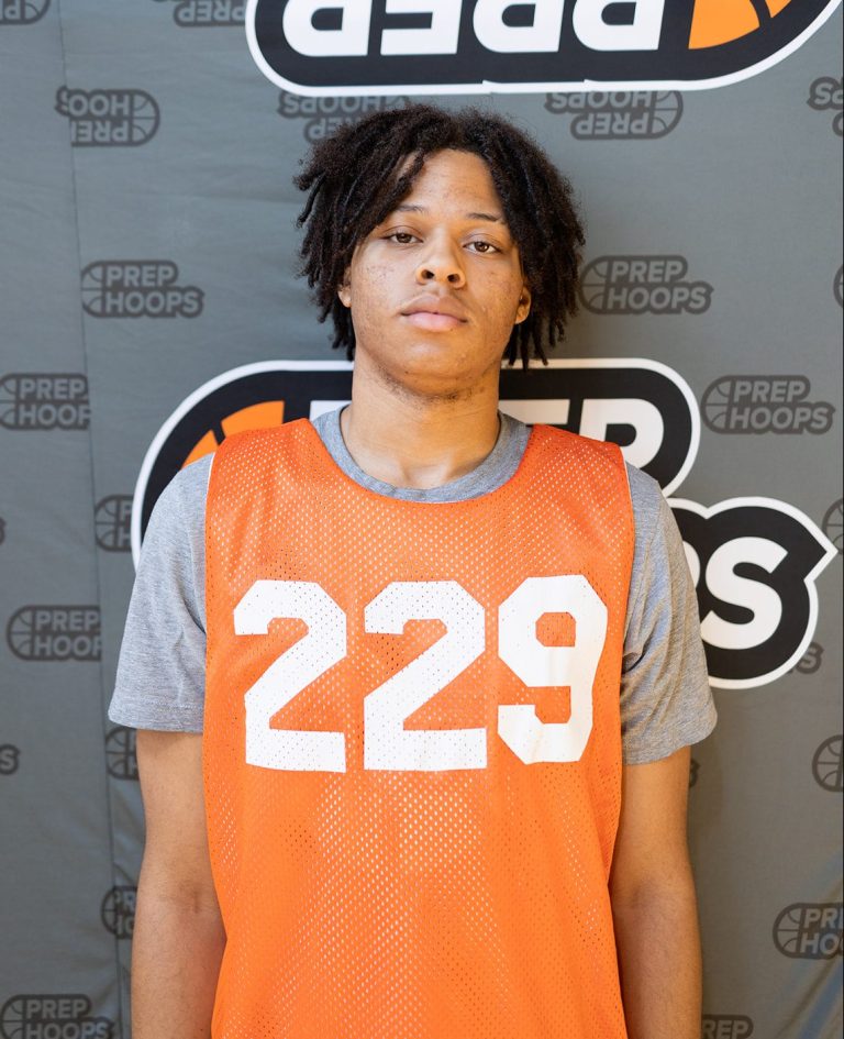 Grassroots: Stock Risers 16U