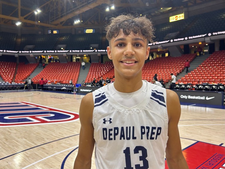 Pontiac Holiday Tournament: Friday Evening Notebook