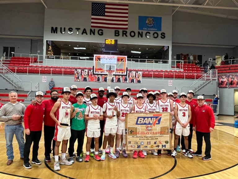Mustang Holiday Classic: Championship Performers