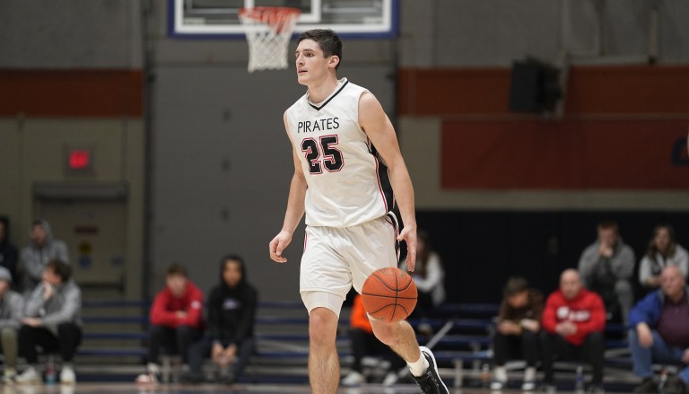 Highlights: Pewaukee Edges Homestead at Carroll University