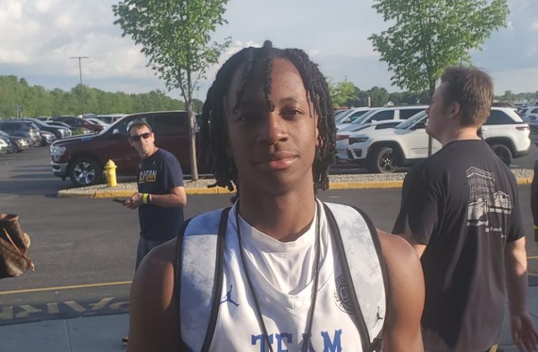 Kevin Die&#039;, Trey Pearson among these Defensive MVP&#039;s Saturday