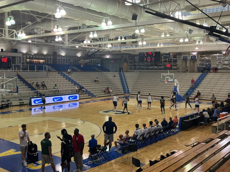 Charlie Hughes Showcase - Sunday Notebook