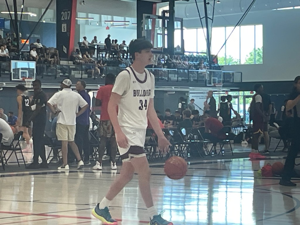 Ethan Brown Commits to Illinois