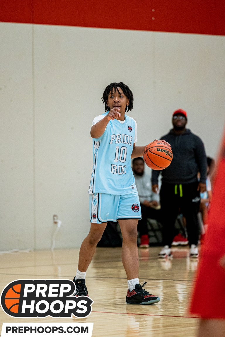 Amir J Hayes