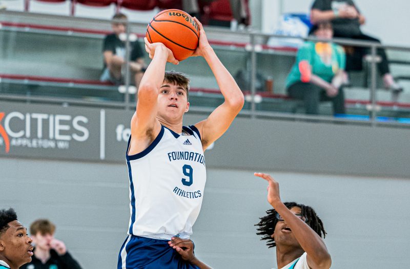 #PHChiTownTipOff: Max&amp;#8217;s Guard Standouts