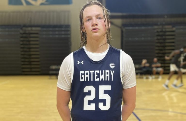 UAA 15u Standouts