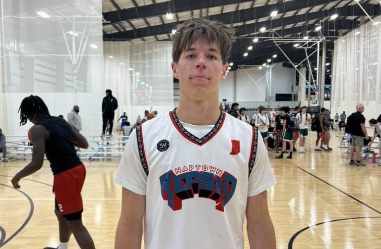 Sneakers For Santa: One player from each team to watch - Part 2