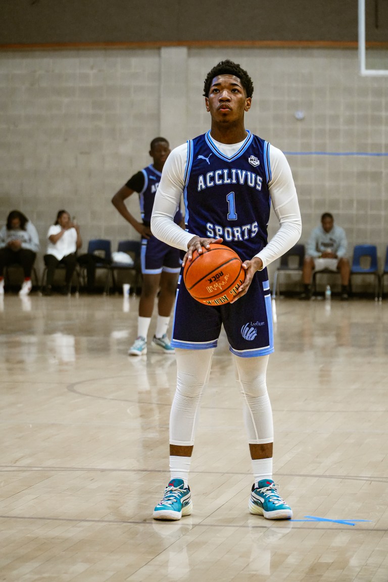 Kalvin Leonard