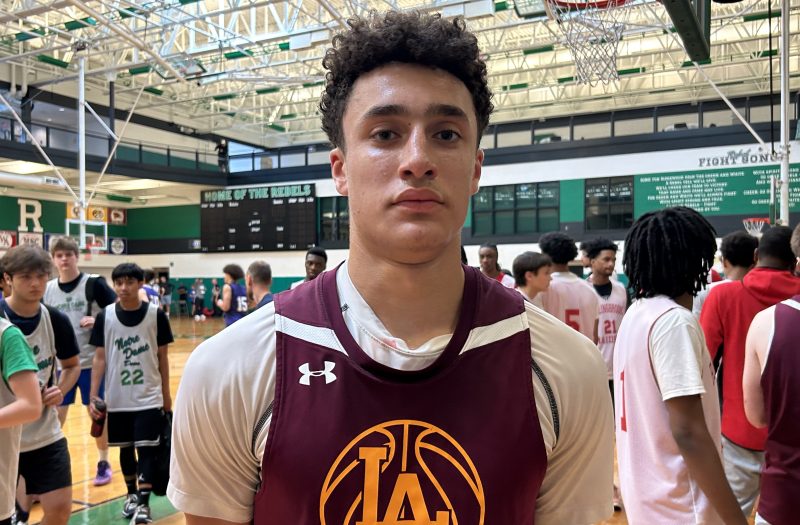 Loyola/New Trier Thanksgiving Tourney: Senior Spotlight