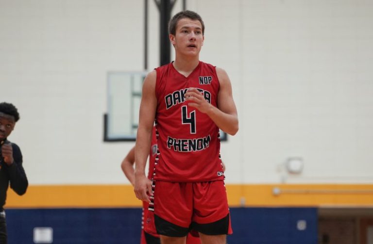 Metro Tournament: Player Watchlist