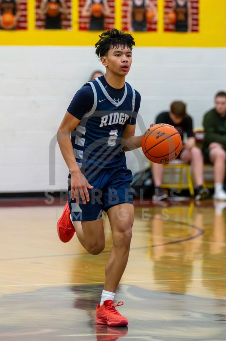 Ethan Thomas