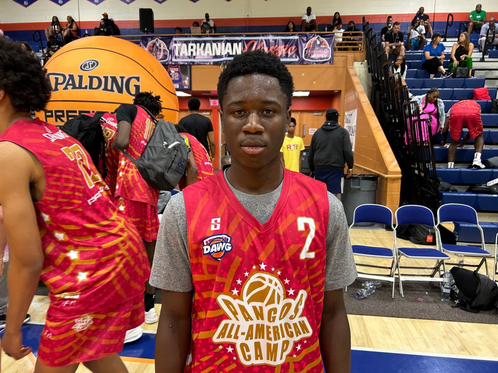 Sadler and Bella Vista Prep hold on vs Dream City