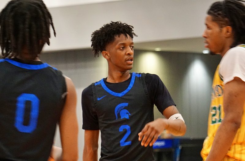 Top Players from Day 1 of Holiday Hoopla
