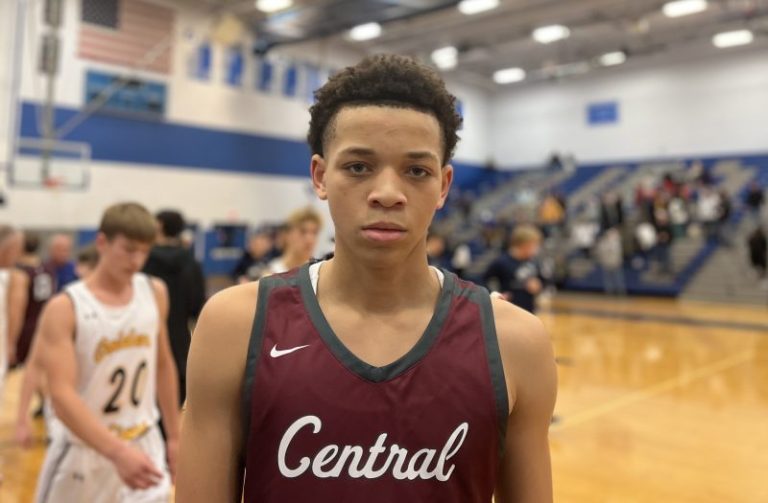 Greensburg Central Catholic/Greensburg Salem Game Recap