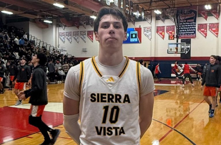 Big City Showdown: Standout Wings and Bigs