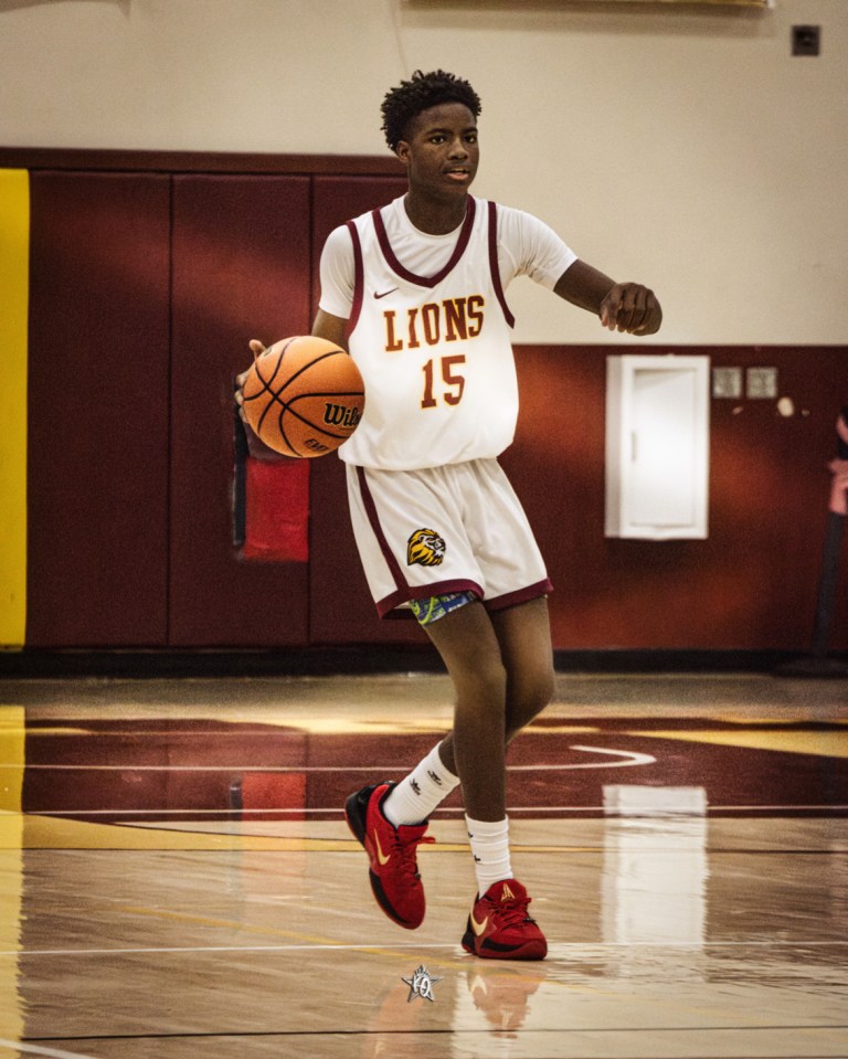 Omari Knott