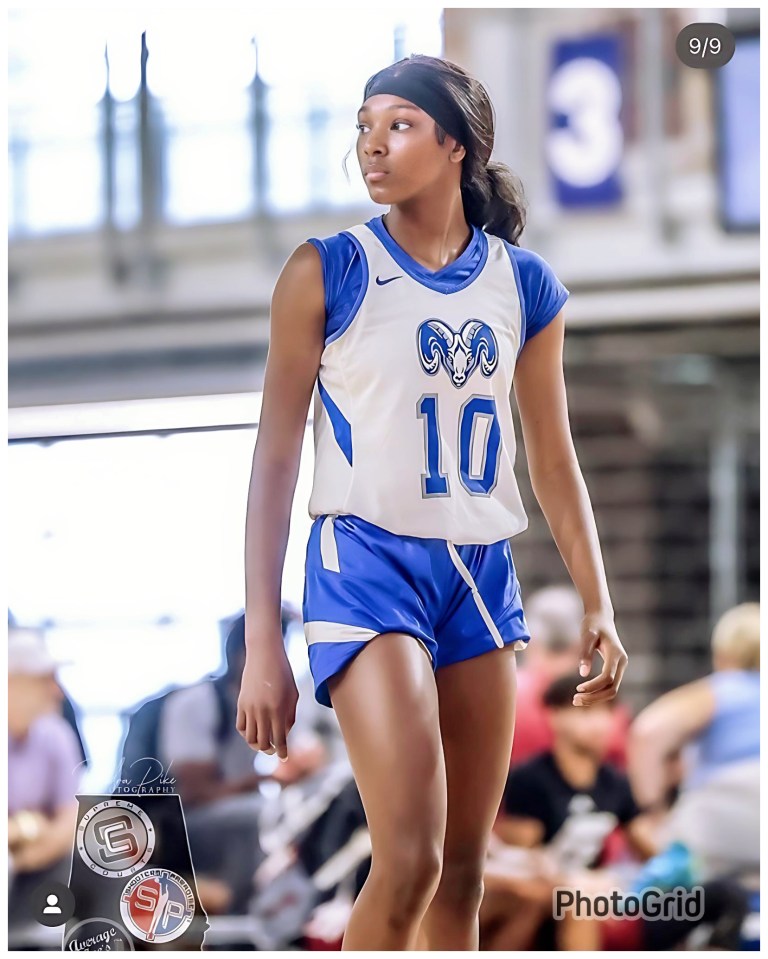 Camilyah Rowe