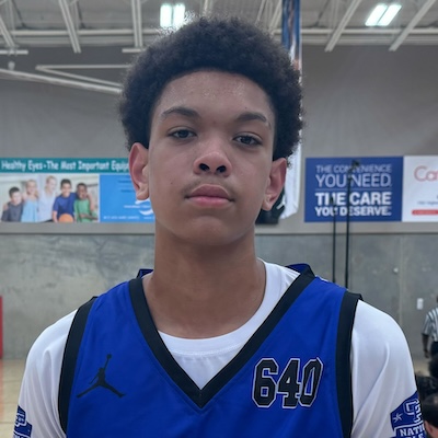 #12 Kaimen Robinson 