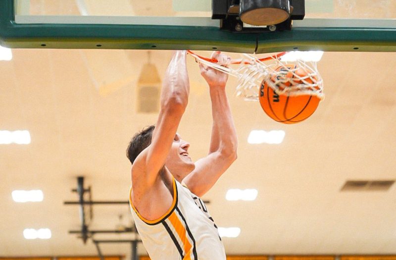 Classic at Damien: All-Gold Division W/F/C