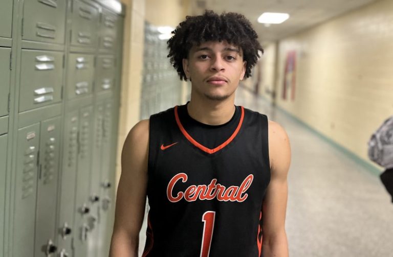 Mercersburg Turkey Tip-Off Unsiged Sr. Standouts