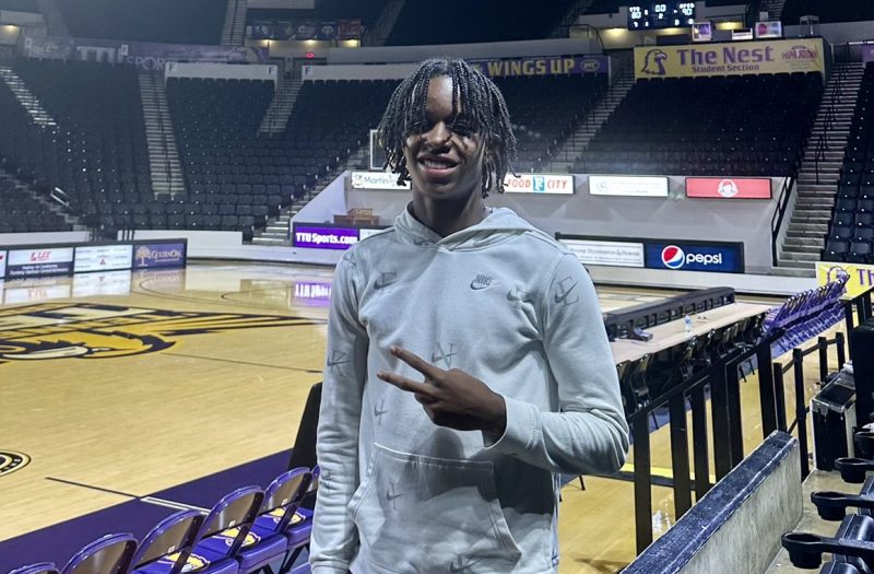 Franklin Steamrolls, Knox Cath Finds Balance