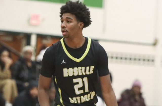 UCC Watchung Game Recap: Roselle Catholic 68, Plainfield 62