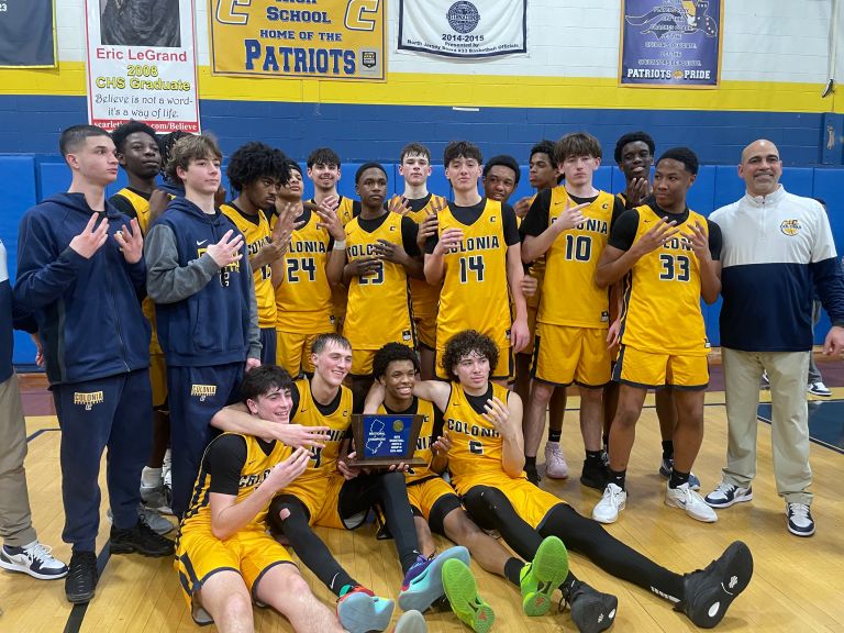 North 2 Group 3 Championship: Colonia 62, Mendham 43