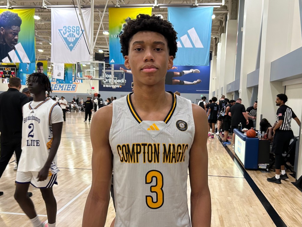 AAU 2027 Forward Standouts