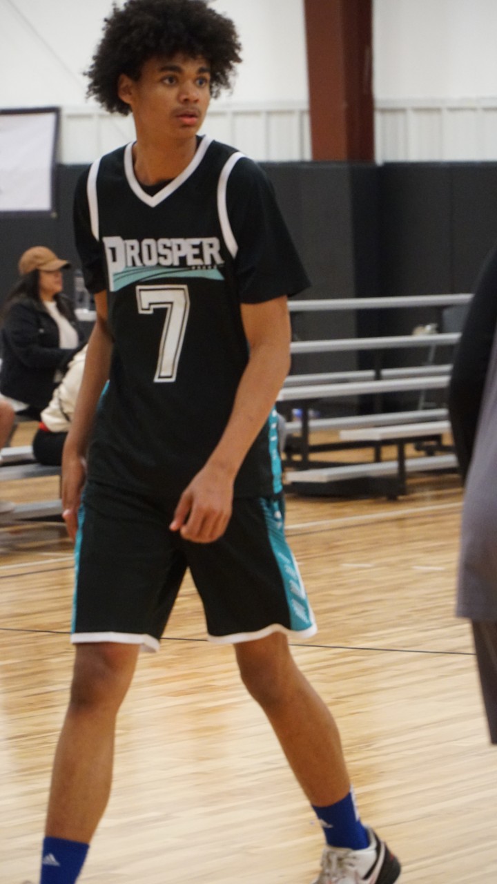 Isaiah Sanders