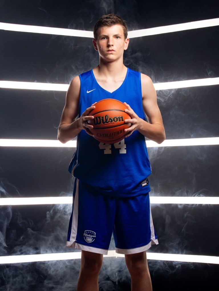 Carson Fauser
