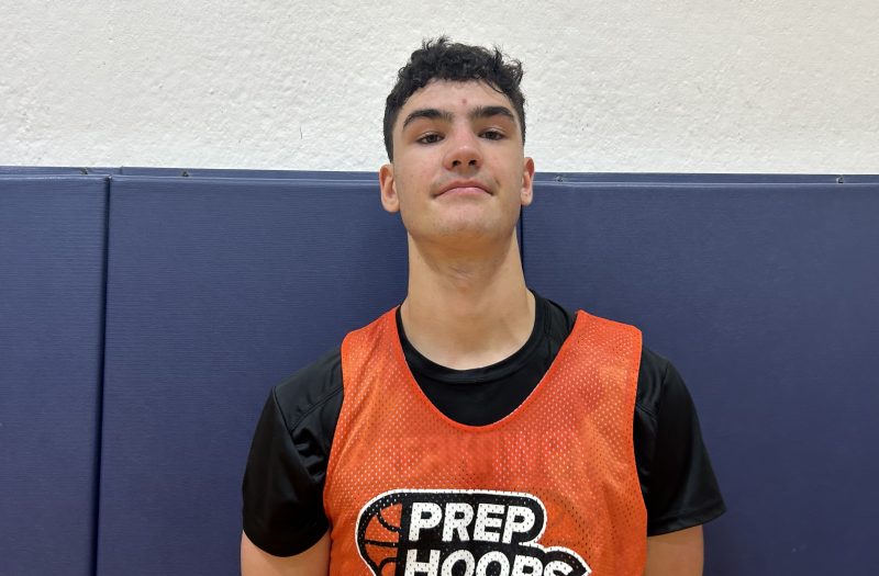 Sensational Seniors Light Up Holiday Tournaments